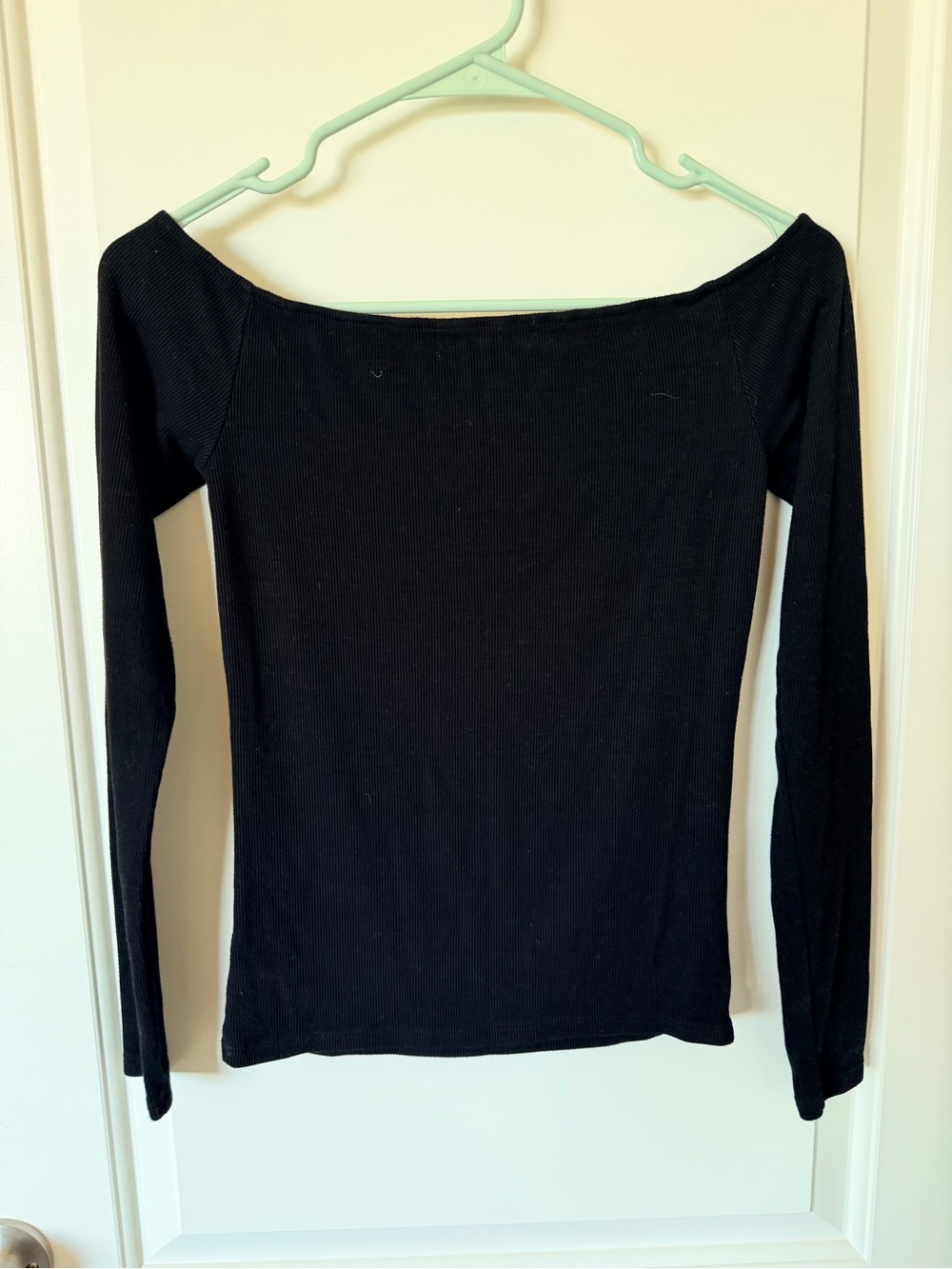 Joah Brown Off the Shoulder Long Sleeve Knit Top
